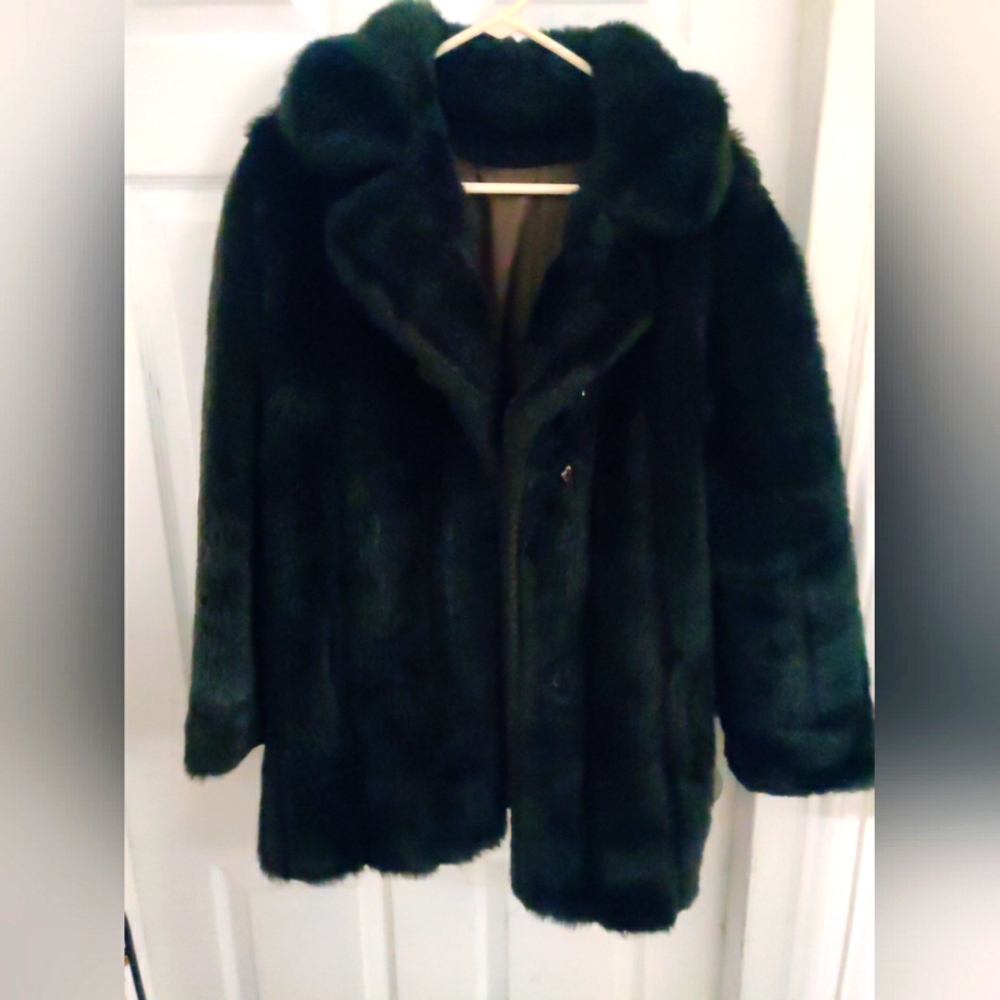 Mid century modern 1960s vintage Chocolate Fur waist length 